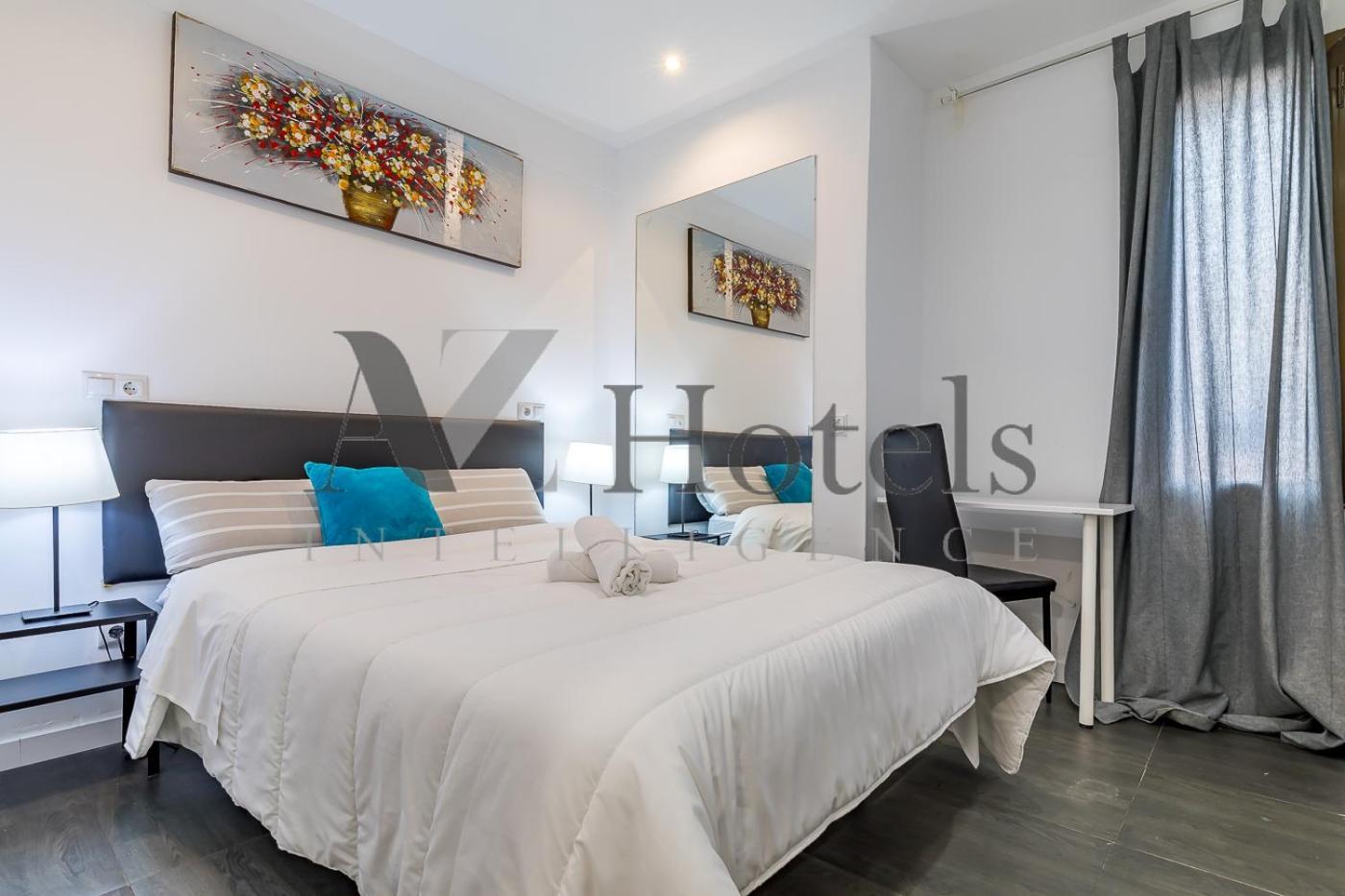 Ayz Ulises - Auto Check-In Property Madrid Ngoại thất bức ảnh